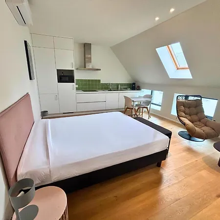 Smartflats - Meir Antwerp Apartment